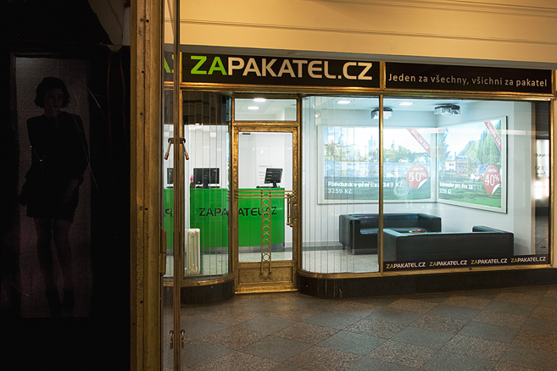 Zákaznické centrum v Lucerně - Fotografie z pasáže